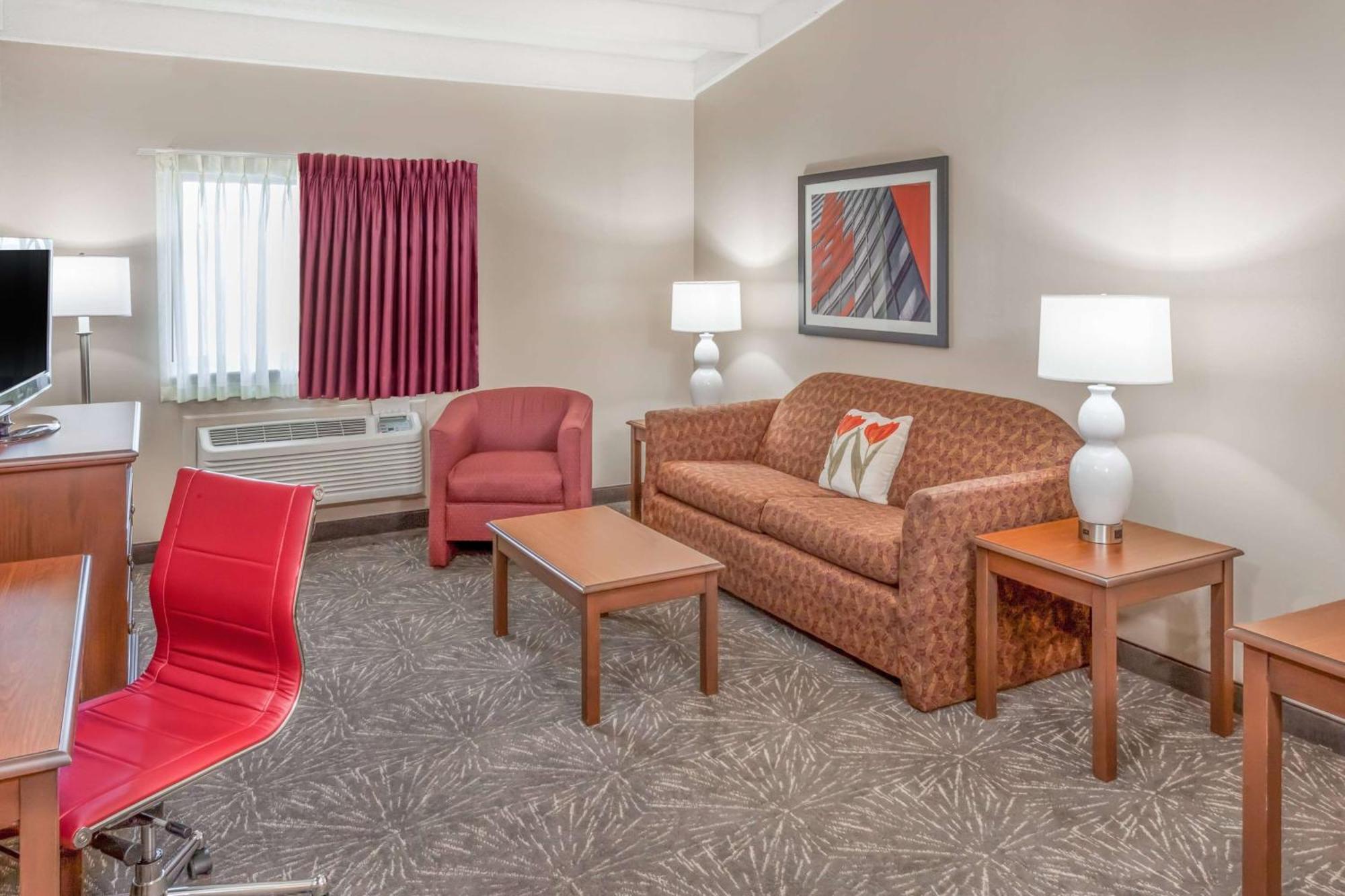 Ramada By Wyndham Hammond Hotel & Conference Center Extérieur photo